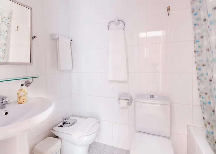 Hola Апартаменты *